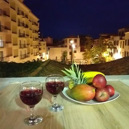 Host Albina * Funchal (Madeira)