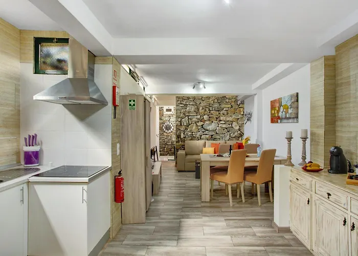 Host Albina Appartement