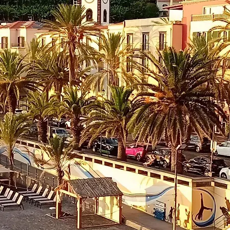 Host Albina Funchal (Madeira)